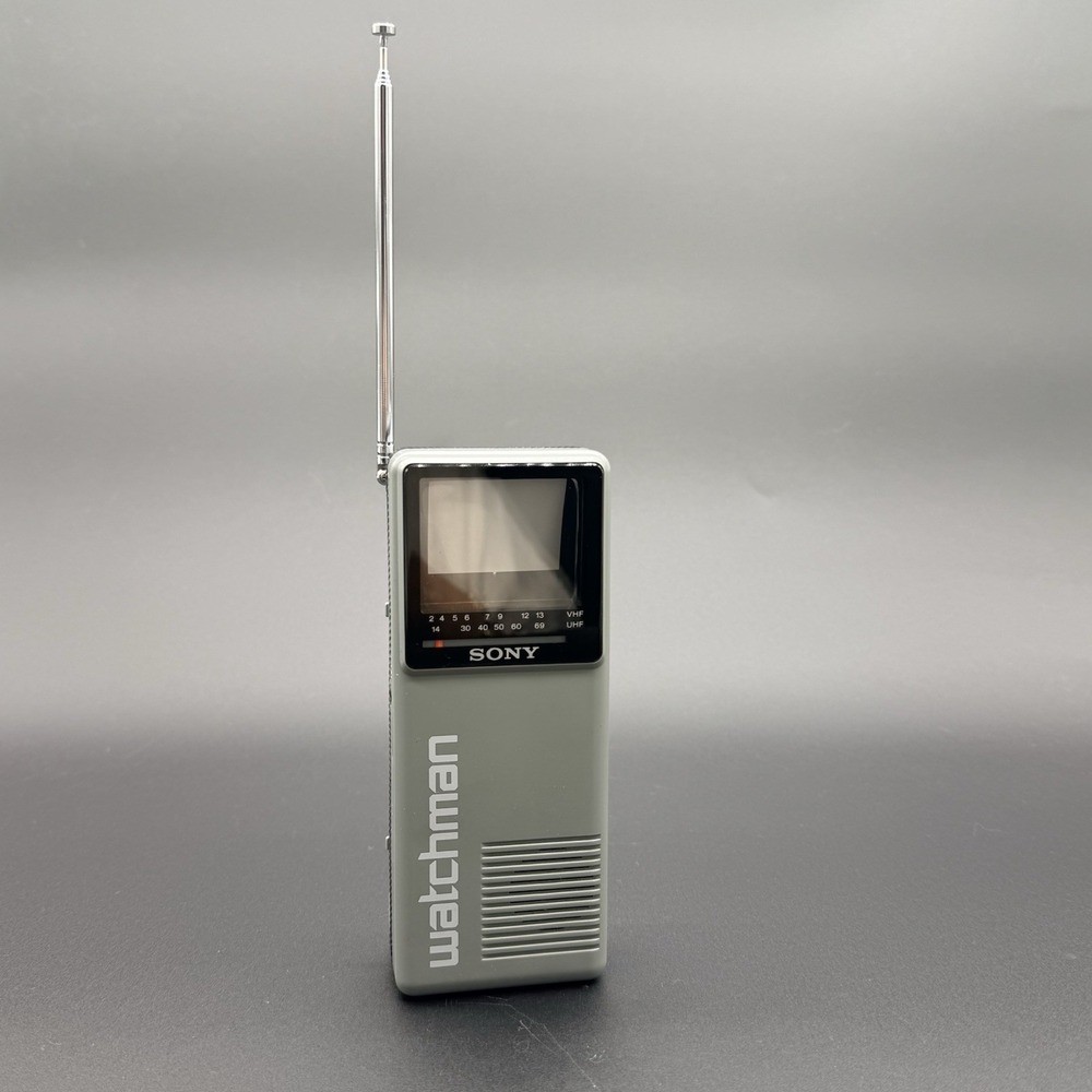 Sony FD-10A Watchman Portable Black & White TV Vintage Tested Powers On